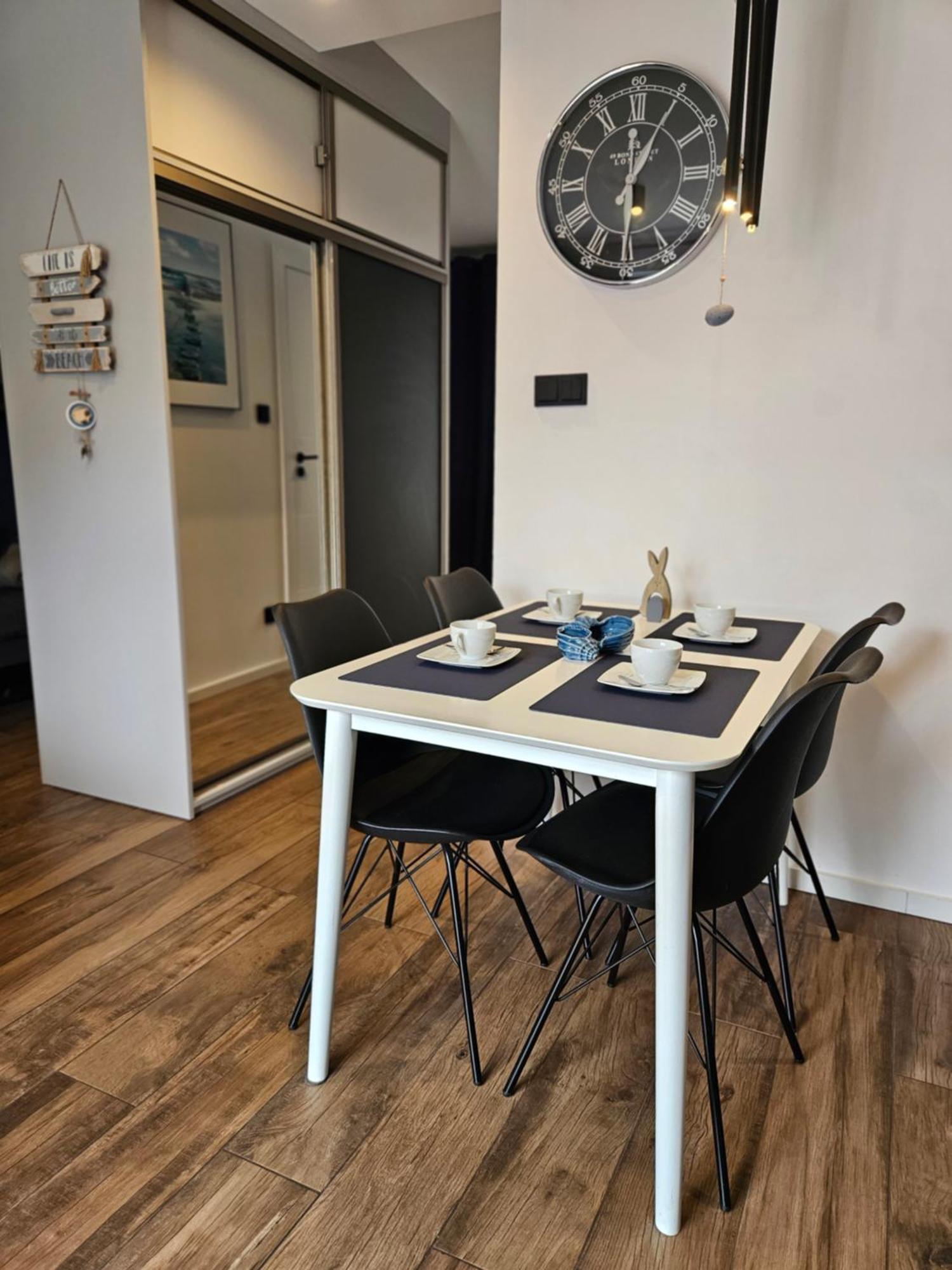פוביירובו Apartament Grunwaldzka 105 Z Tarasem 5O M Do Plazy מראה חיצוני תמונה