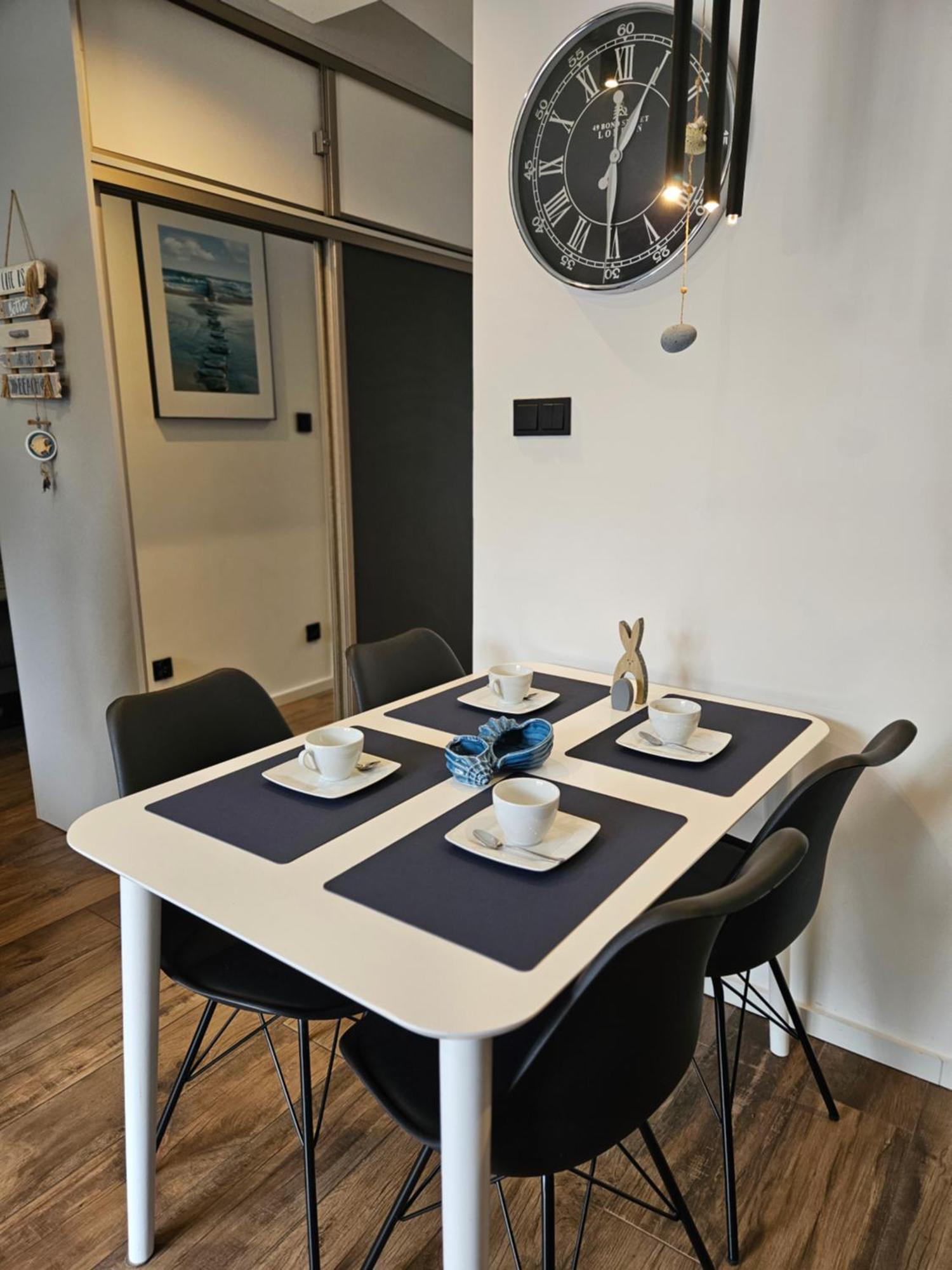 פוביירובו Apartament Grunwaldzka 105 Z Tarasem 5O M Do Plazy מראה חיצוני תמונה